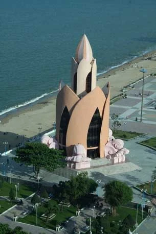 Tháp Trầm Hương hiện nay - Ảnh: Phan Sông Ngân