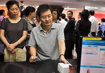 Chuyên gia David Brown: “Chưa thấy nước nào hành xử như TQ” ảnh 2 Chuyên gia David Brown: “Chưa thấy nước nào hành xử như TQ” ảnh 2