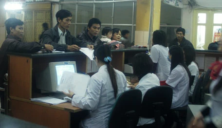 Bài 1: Các bệnh viện có lỗ thật không? ảnh 2