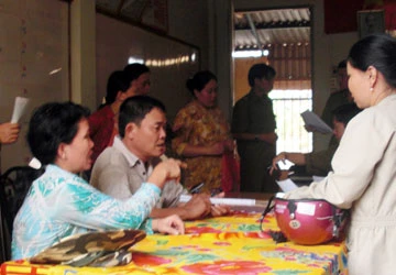 Vỡ nợ hàng tỉ đồng vì con bạc casino ảnh 1