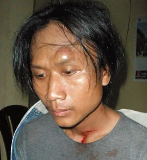 Bắt nóng kẻ khống chế hai trẻ làm con tin ảnh 2