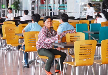 Dẹp nạn “chặt chém” ở sân bay ảnh 1