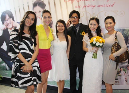 Diễn viên Công Ninh cưới vợ trẻ ở tuổi ngoài 50 ảnh 18