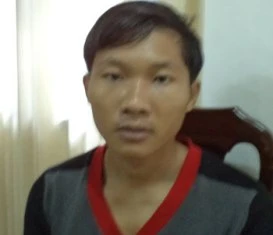 Tên cướp "làm tổ" trên cây để trốn cảnh sát ảnh 1