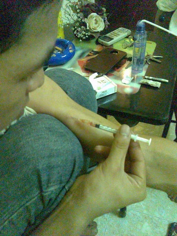 “Đốt tiền” ở vũ trường ảnh 3