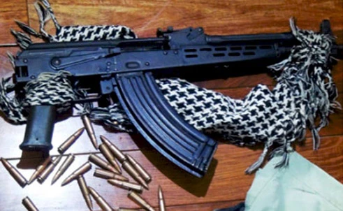 Trùm giang hồ và kho “hàng nóng” ảnh 4