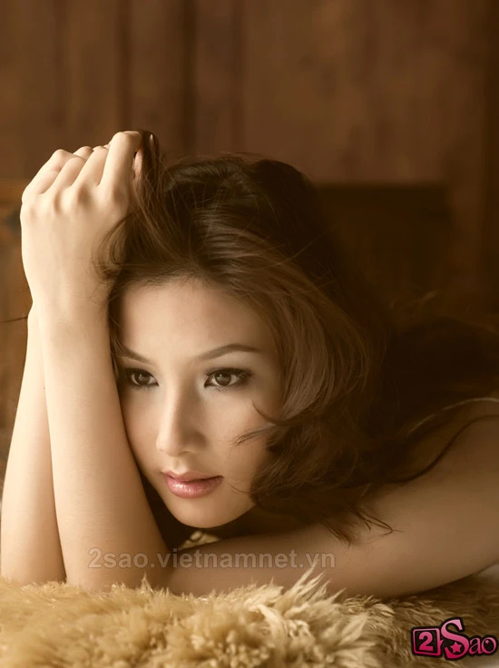 Ngắm "phiên bản" Diễm My căng tròn tuổi 20 ảnh 2