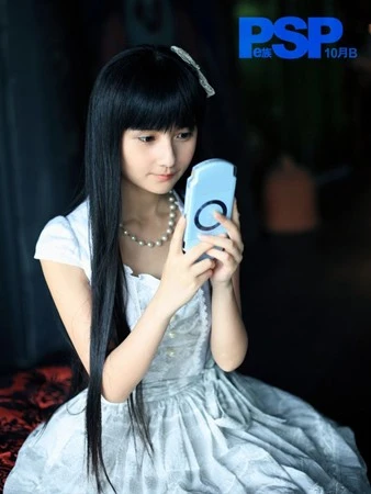 Ngắm nữ họa sĩ truyện tranh đẹp hơn cả... truyện tranh ảnh 5