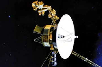 Tín hiệu lạ từ không gian ảnh 1