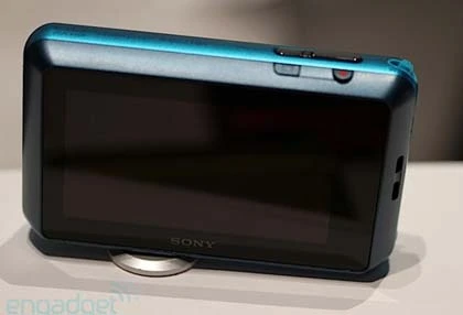 Ngắm 5 máy compact cảm biến CMOS của Sony ảnh 4