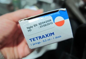 Vắcxin hết date vẫn được tiêm cho trẻ ảnh 1