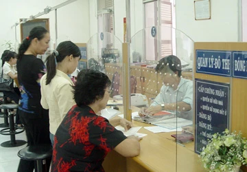 Bỏ HĐND quận, huyện: Sửa hiến pháp mới áp dụng trên cả nước ảnh 1