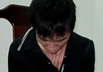 Dùng dao chống trả công an khi đang bị truy nã ảnh 1