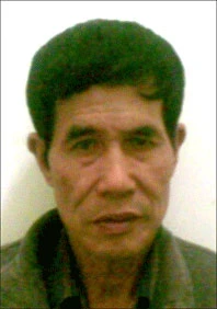 Chỉ cần mười triệu người mù chữ cũng có bằng đại học ảnh 1