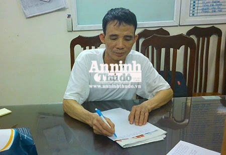 Tung ảnh sex lên mạng đen, mời khách mua dâm ảnh 1