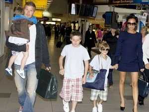 Lộ diện giới tính em bé thứ tư của nhà Beckham ảnh 1