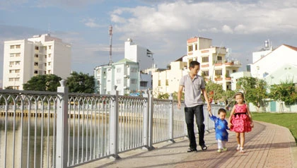 Nhiều đổi thay bên bờ kênh Nhiêu Lộc ảnh 1