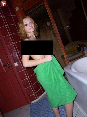 Rúng động ảnh gây sốc nghi của Emma Watson ảnh 3