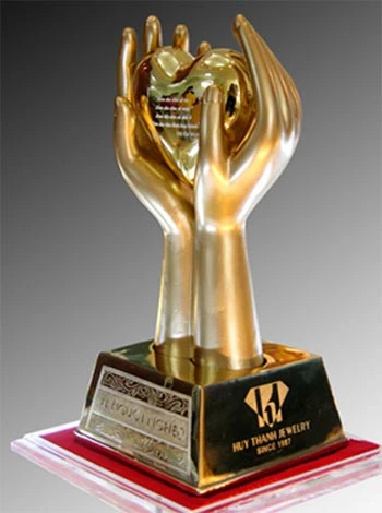 Xe Vespa của Chủ tịch nước được đấu giá 1 tỷ đồng ảnh 1