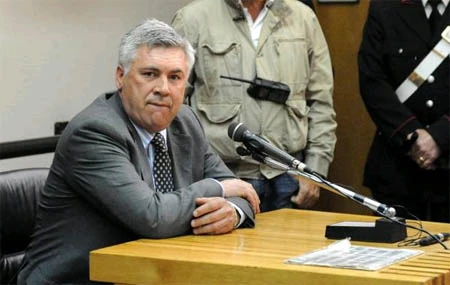 Chưa kịp ăn mừng danh hiệu, Ancelotti đã hầu tòa ảnh 7