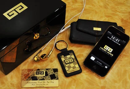 Chế "áo giáp" vàng cho iPhone 5 ảnh 7