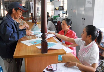 Chứng thực bán xe: Nên để cho dân rộng đường chọn lựa ảnh 1