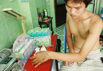 Bạo lực học đường: Huyết án trong sân trường ảnh 1