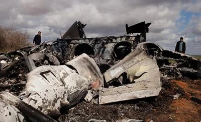 Một phi cơ quân sự Mỹ rơi tại Libya ảnh 2