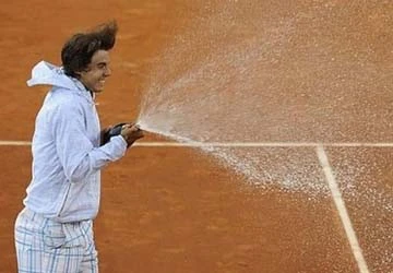 Đánh bại Federer, Nadal phục hận thành công ảnh 1