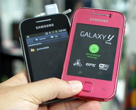Ngắm Samsung Galaxy Y chính hãng màu hồng ảnh 12