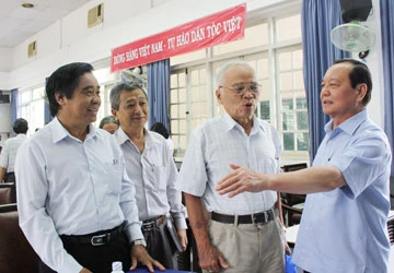 Cử tri TP.HCM lo lắng trước nạn cướp giật táo tợn ảnh 1