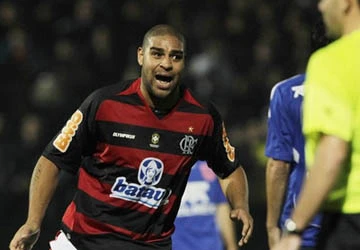 Roma “làm cách mạng”: Bắt đầu với “Hoàng đế” ảnh 1