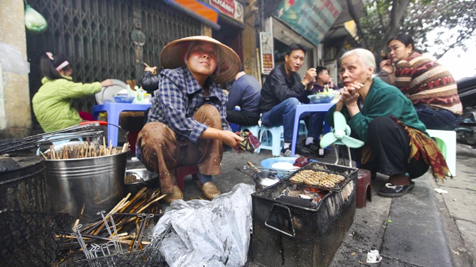 “Ngồi trên trời mà làm chính sách” ảnh 2