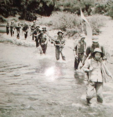 Bắt gặp tuổi 20 ảnh 2