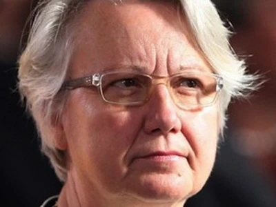 Bộ trưởng Đức đệ đơn từ chức do nghi ngờ đạo văn ảnh 1 Bộ trưởng Đức đệ đơn từ chức do nghi ngờ đạo văn ảnh 1