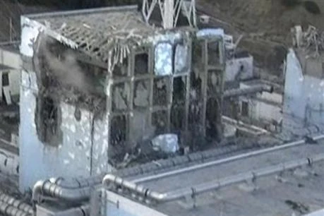 Le réacteur 4, sur une image prise hier.