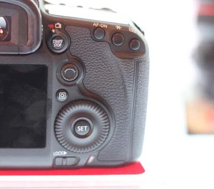 Canon 5D Mark III chính hãng giá 89 triệu đồng ảnh 8