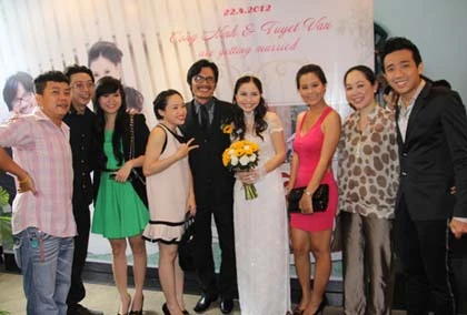 Diễn viên Công Ninh cưới vợ trẻ ở tuổi ngoài 50 ảnh 7