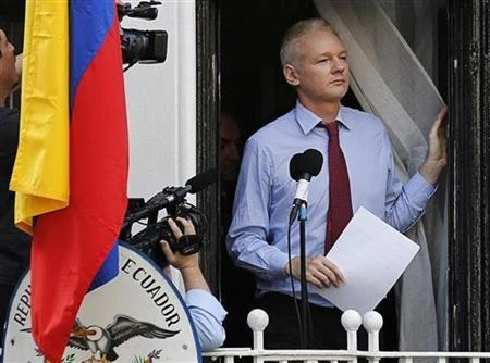 Ông chủ WikiLeaks muốn tị nạn tại sứ quán Ecuador một năm ảnh 1