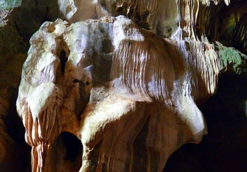 Hang bộ đội ở Quảng Bình ảnh 3