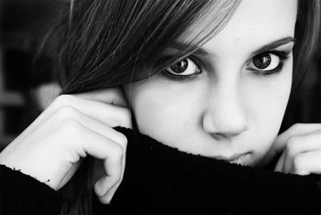 Thiếu nữ xinh đẹp qua ảnh chân dung đen trắng ảnh 14 Thiếu nữ xinh đẹp qua ảnh chân dung đen trắng ảnh 14