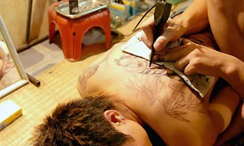 Những biến tướng ghê rợn từ hình xăm ảnh 2