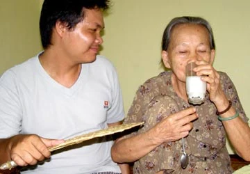 Sữa dành cho người bệnh tiểu đường: Không uống tùy tiện! ảnh 1