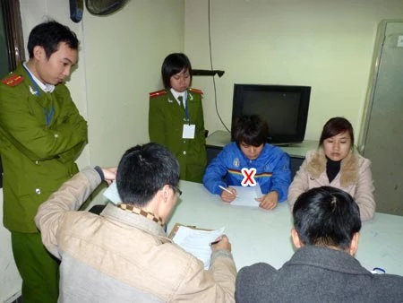 Dẫn giải đối tượng truy nã từ Trung Quốc về Việt Nam ảnh 1