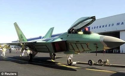 Cận cảnh máy bay chiến đấu tối mật của Mỹ ảnh 3