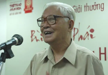 Nhà Hà Nội học Nguyễn Vinh Phúc “Nam tiến” để... “bán sách” ảnh 1