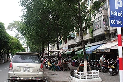 Cho thuê vỉa hè ảnh 1