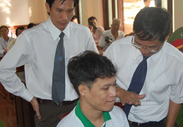 Ngày 30-8 xử lại vụ án “vườn mít” ảnh 1