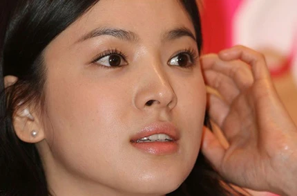 Song Hye Kyo xinh đẹp và rạng rỡ tại Bắc Kinh ảnh 10