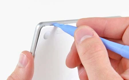 Khám phá "nội tạng" Magic Trackpad của Apple ảnh 3
